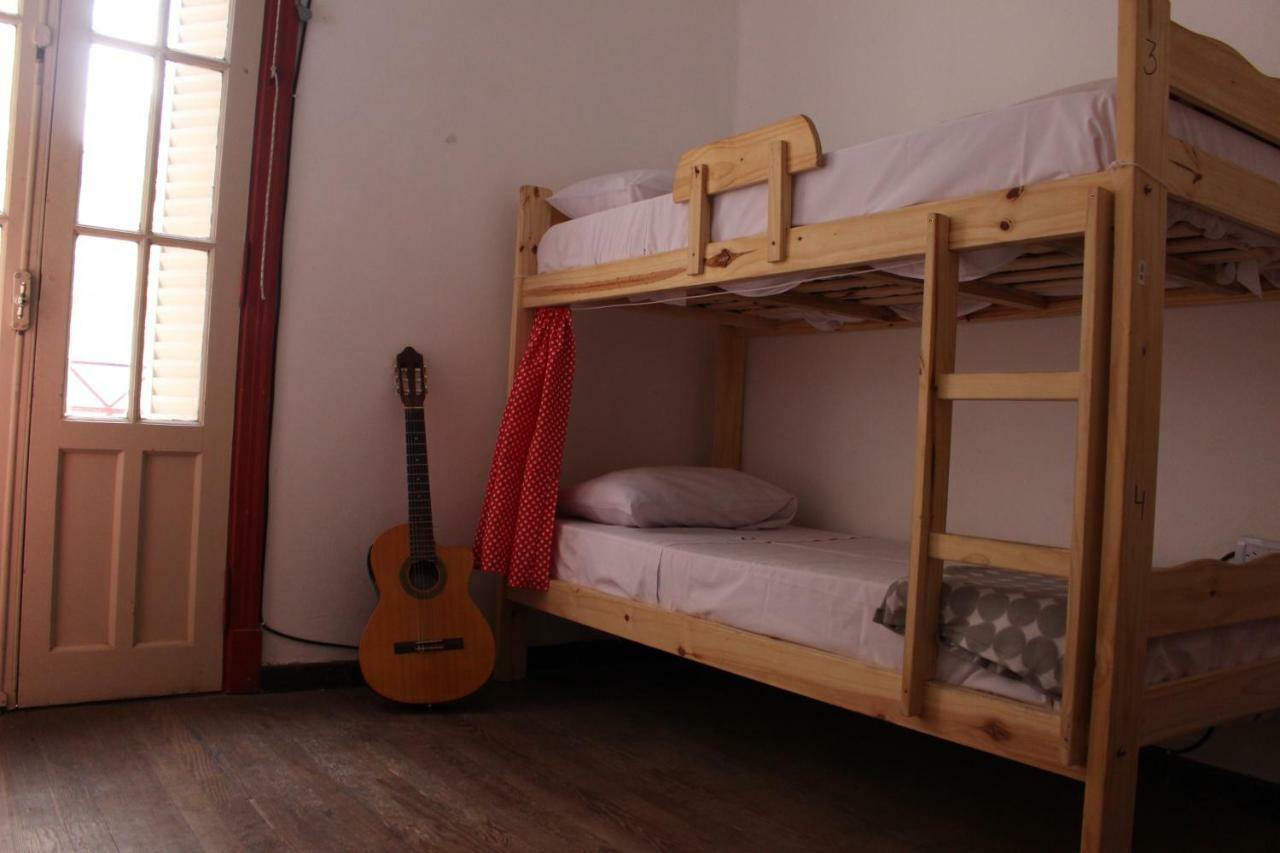 Casa Artigas Hostel Córdoba Eksteriør bilde