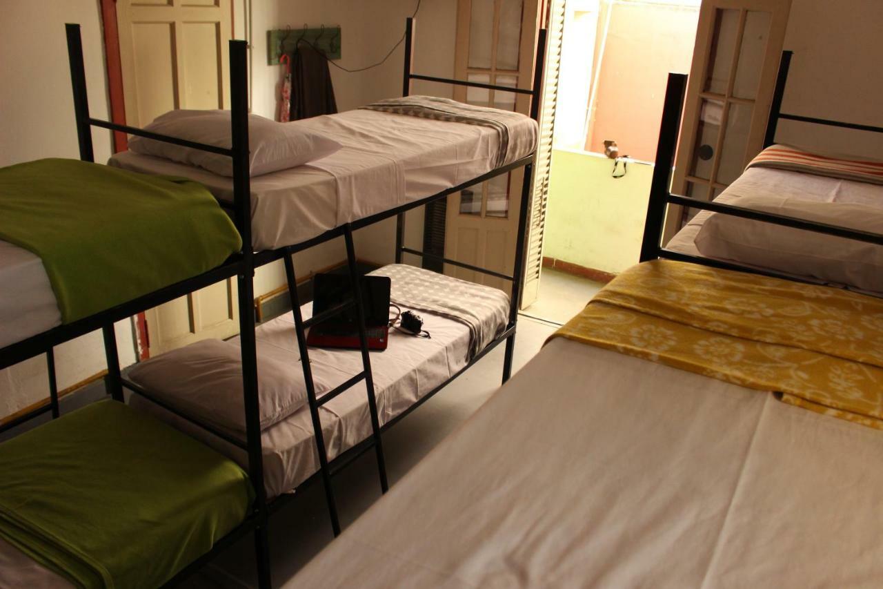 Casa Artigas Hostel Córdoba Eksteriør bilde