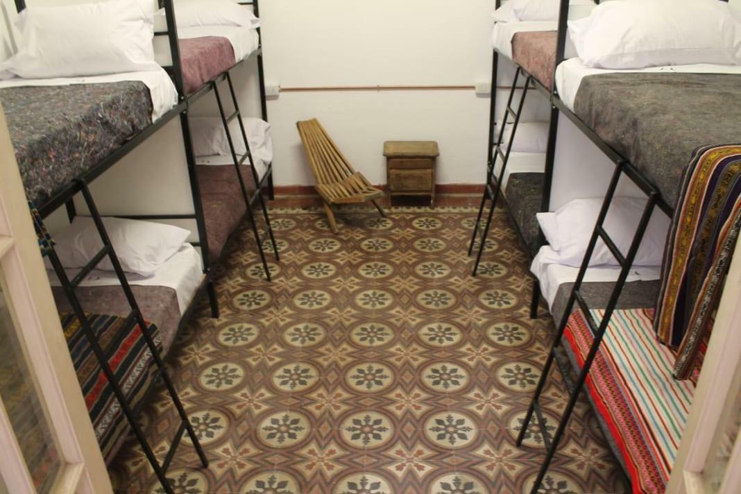 Casa Artigas Hostel Córdoba Eksteriør bilde